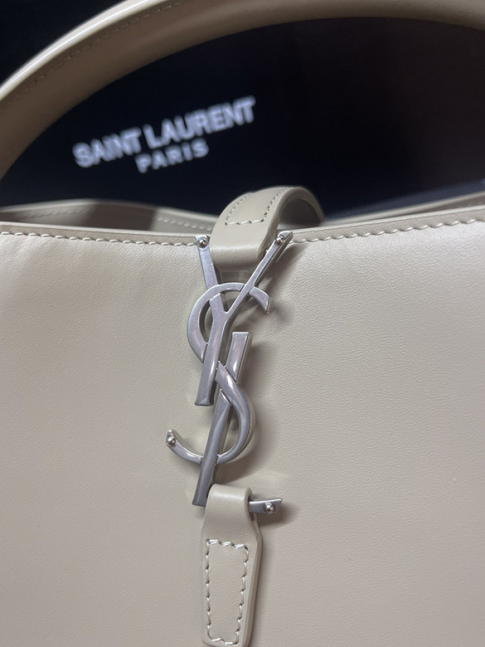 Y*SL bag B0113-171