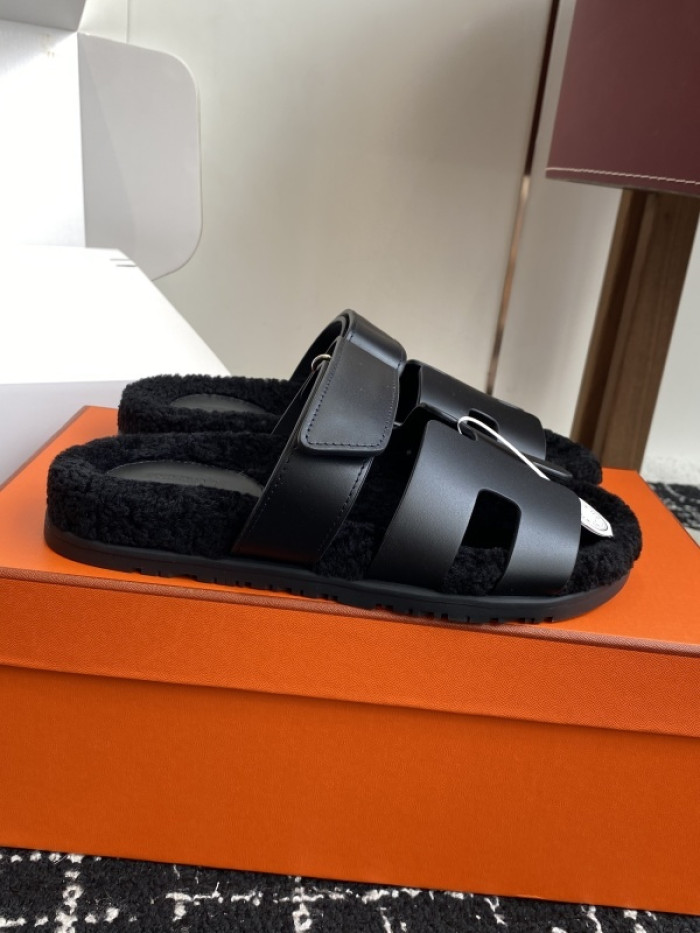 He*mes Slide CU526-2157