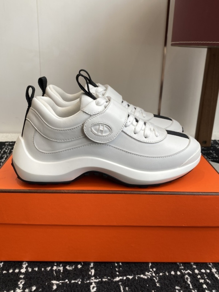 HER*MES SNEAKER HM1028-129