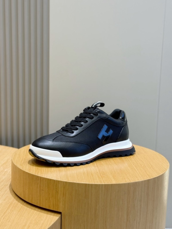 HER*MES SNEAKER HM1028-144