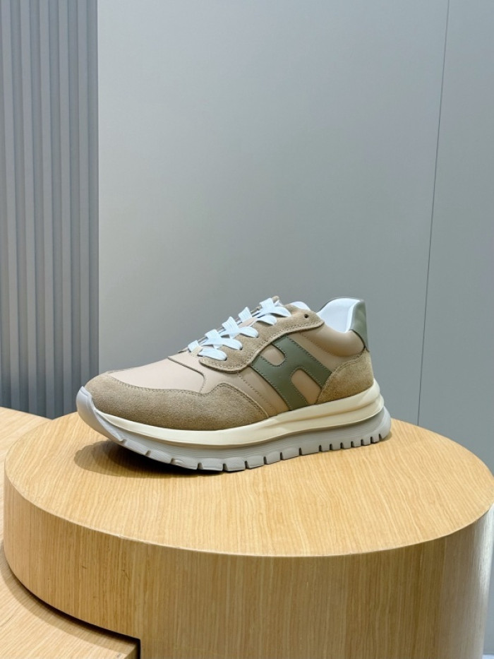 HER*MES SNEAKER HM1028-152