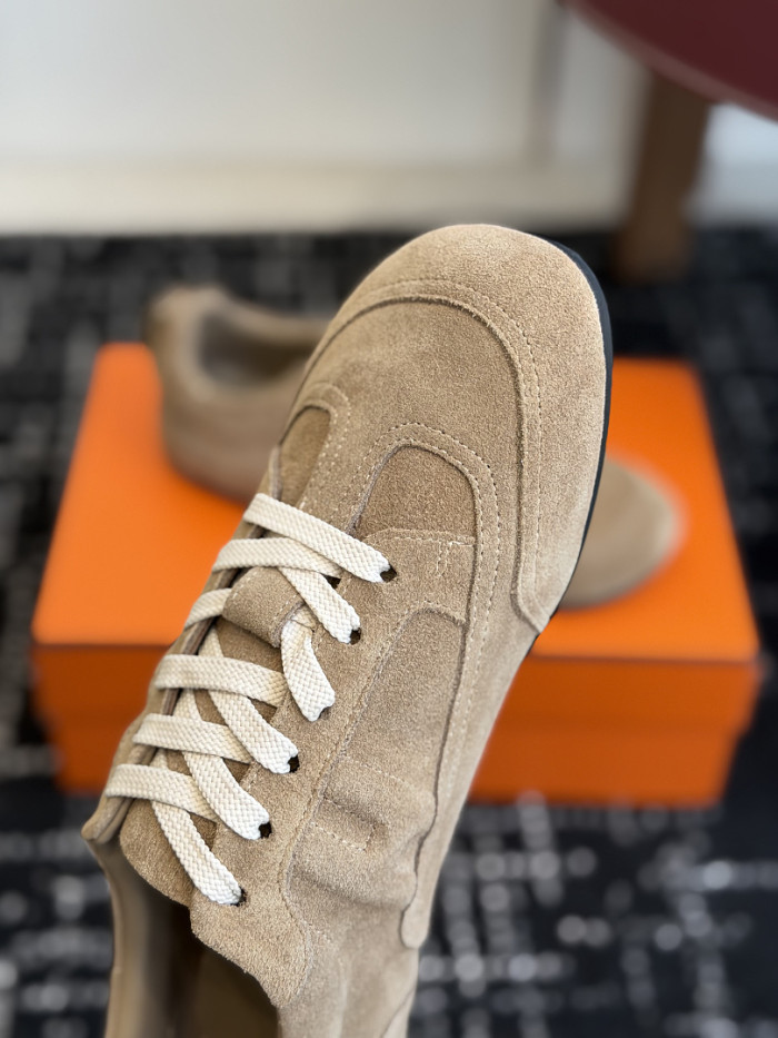 HER*MES SNEAKER HM1028-201