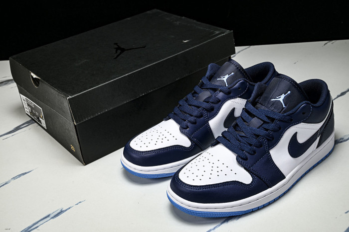 Air Jordan 1 Low 