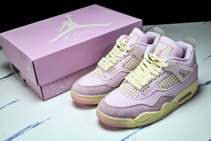 Air Jordan 4 Retro 