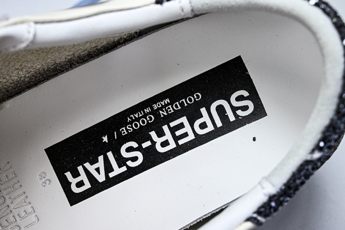 G01den G003e SNEAKERS GGS00042