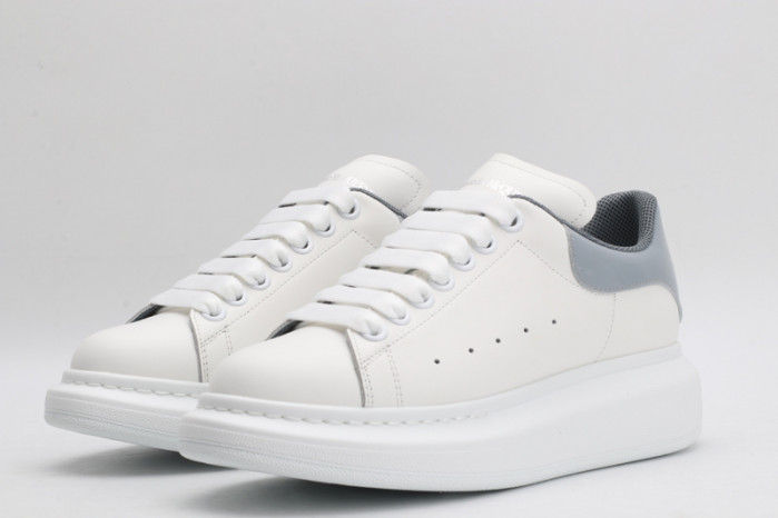 A1exa*der Mcqv*en SNEAKERS MC5563-087