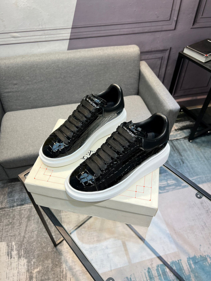 A1EXANDER M*QUEEN SNEAKERS WHGP7-97