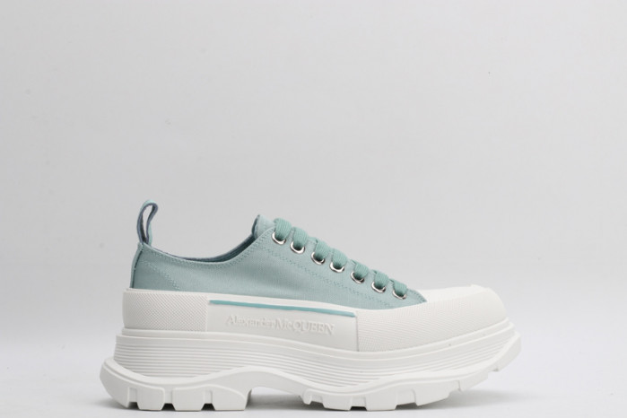 A1exa*der Mcqv*en SNEAKERS MC0518001