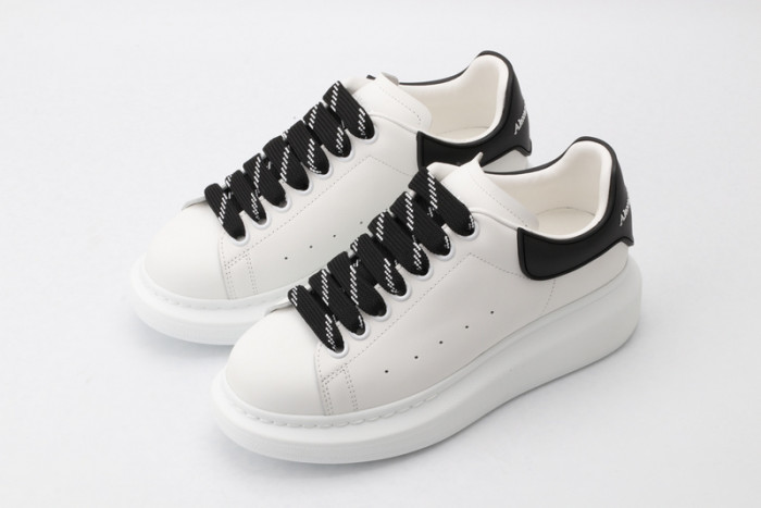 A1exa*der Mcqv*en SNEAKERS MC5563-029