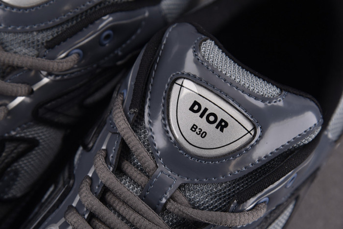 D10R B30 SNEAKERS B3099