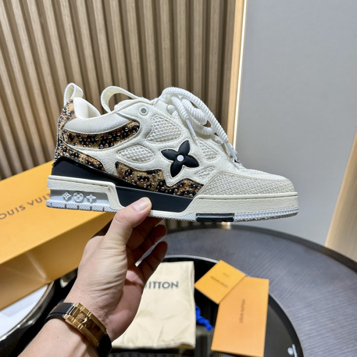 1V SNEAKERS 1V0425-161