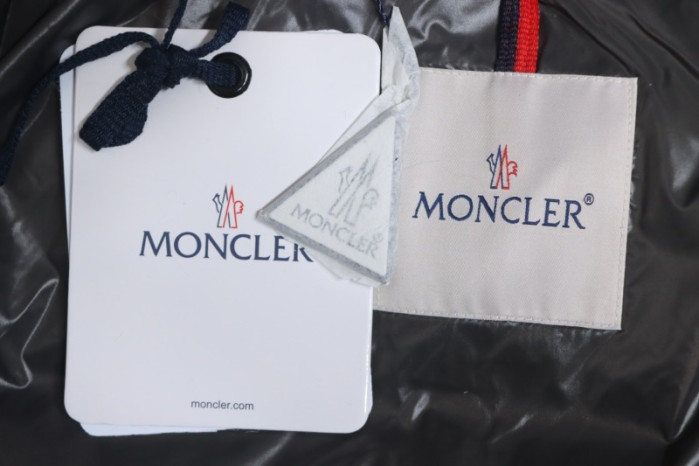 m0ncle mon0926-140
