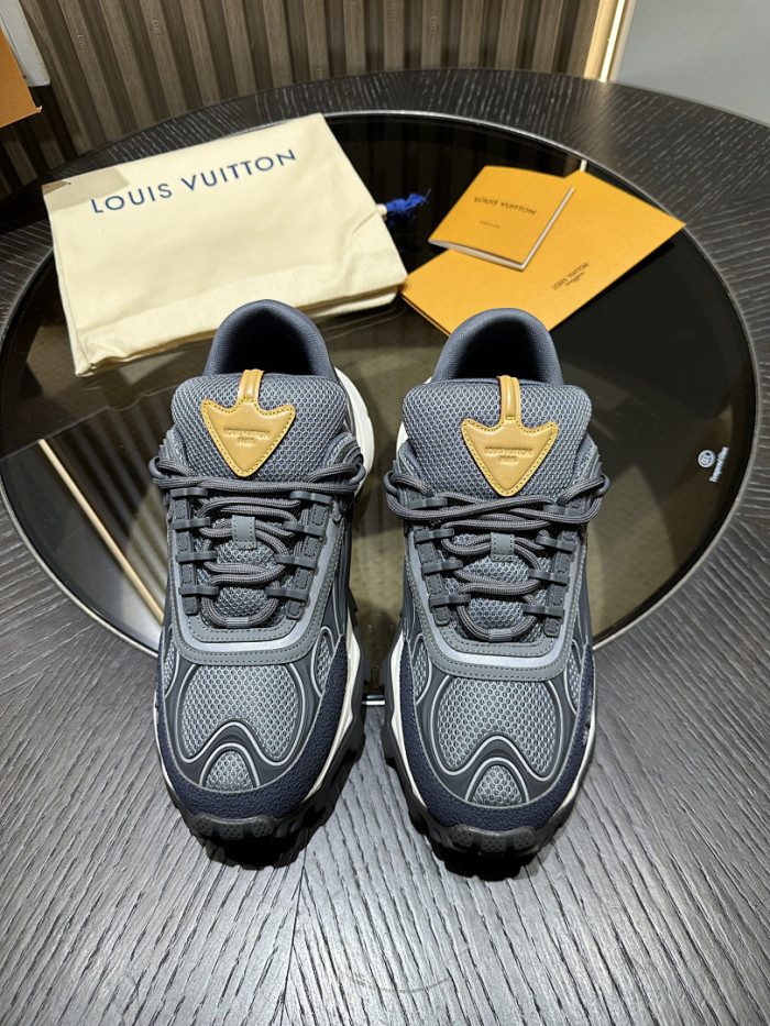 1V SHOES 1VS03