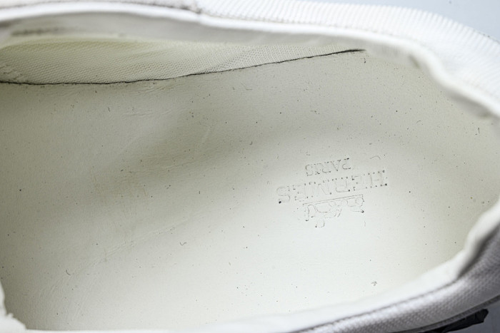 HER*MES SNEAKER HM1028-181