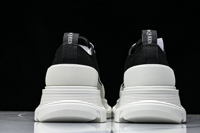 A1EXANDER M*QUEEN SNEAKERS WHGP7-209