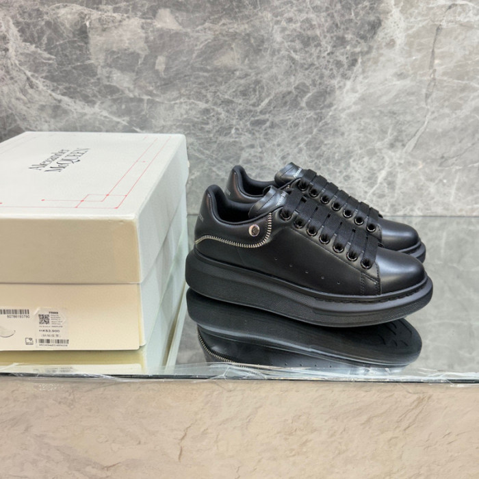 A1EXANDER M*QUEEN SNEAKERS WHGP7-103