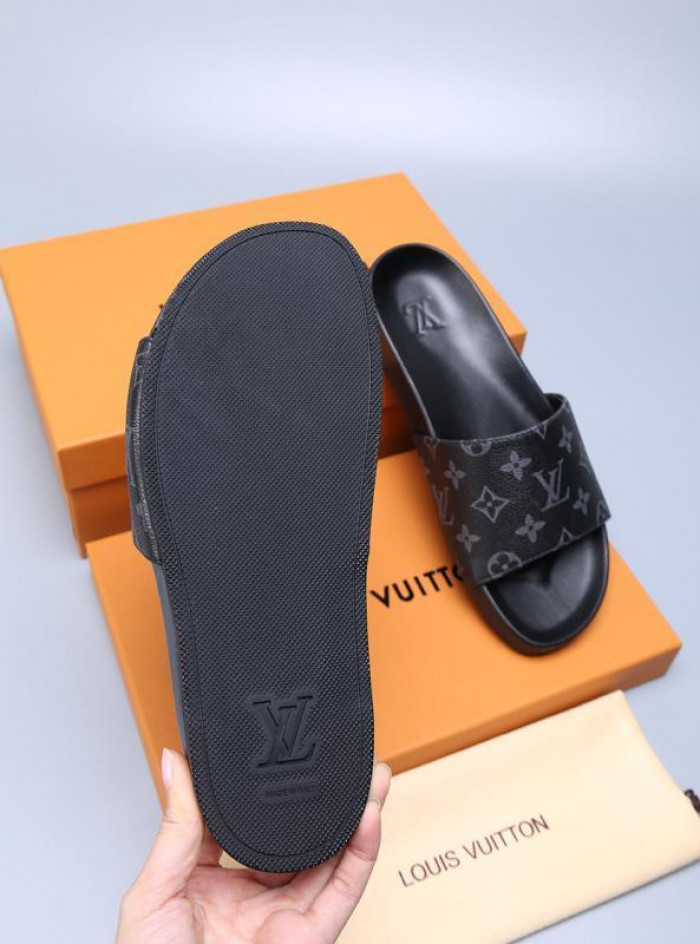 1*V SLIPPERS 11V0107-038