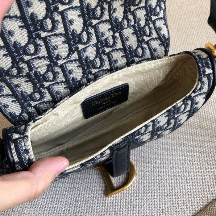 D*R bag 25.5 x 20 x 6.5cm B0113-164