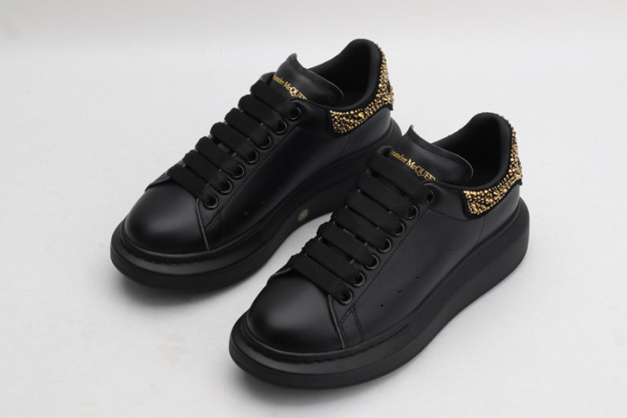 A1exa*der Mcqv*en SNEAKERS MC5563-023