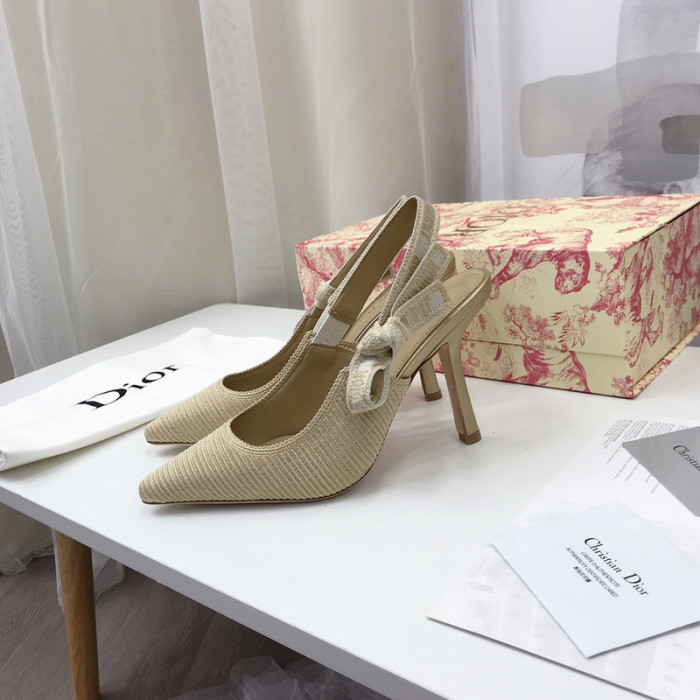 D10R HEELS D896-140