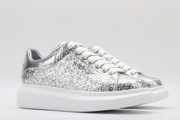 A1exa*der Mcqv*en SNEAKERS MC5563-050
