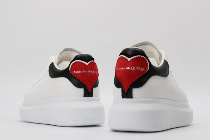 A1exa*der Mcqv*en SNEAKERS MC5563-067