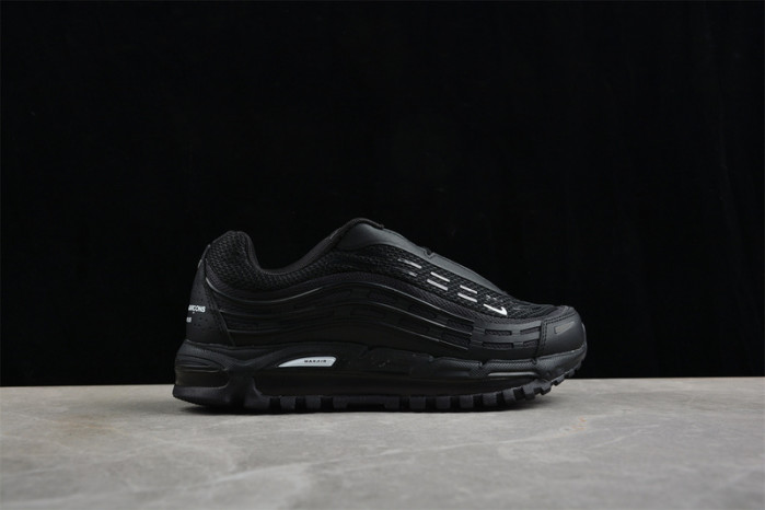 Comme des Garçons Homme Plus x Air Max TL 2.5 