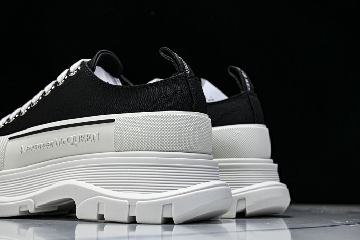 A1EXANDER M*QUEEN SNEAKERS WHGP7-209