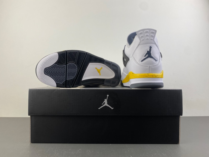 Air Jordan 4 “Tour Yellow” IO2463-102