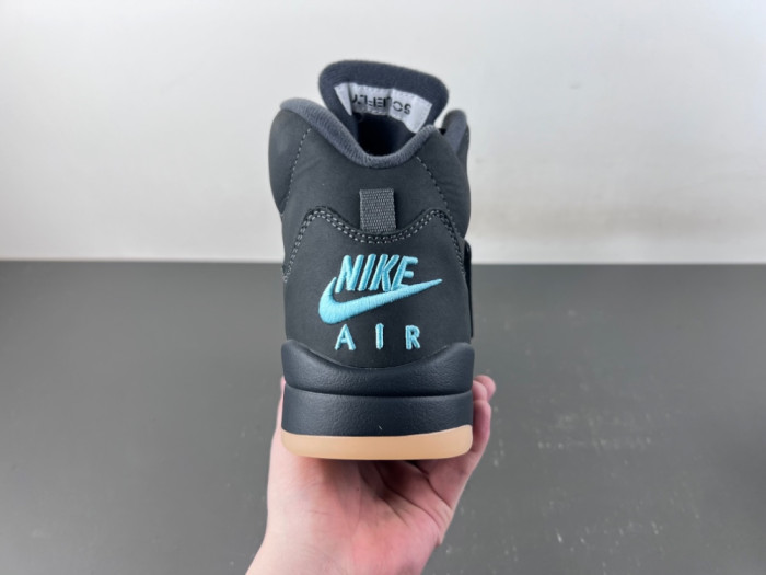 SoleFly x Air Jordan 5 IU0734-001