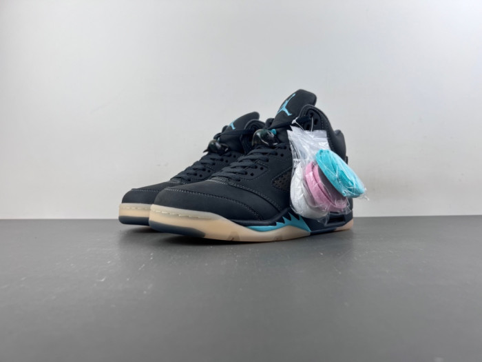 SoleFly x Air Jordan 5 IU0734-001