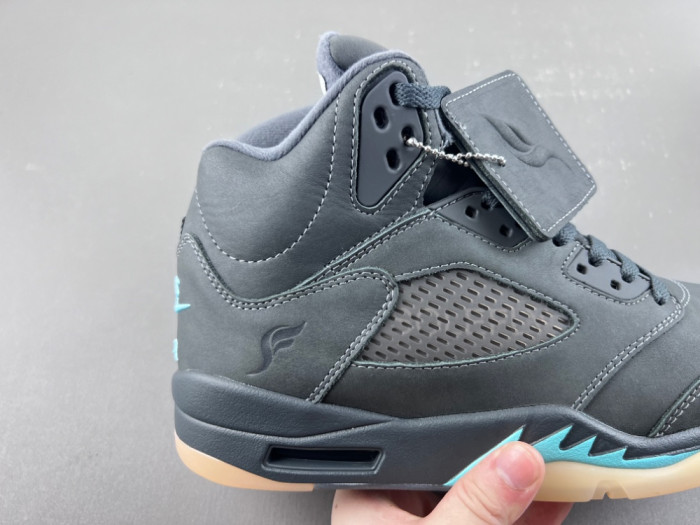 SoleFly x Air Jordan 5 IU0734-001
