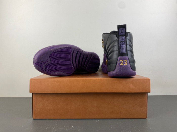 Air Jordan 12 Retro Sumo LW1218-098