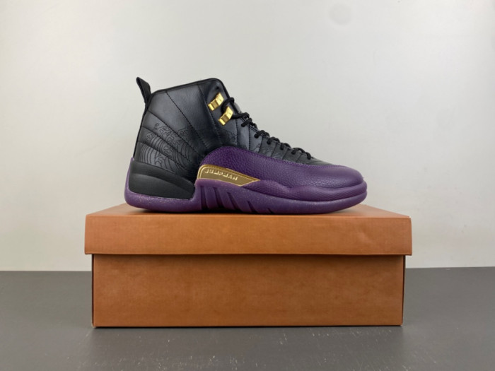 Air Jordan 12 Retro Sumo LW1218-098