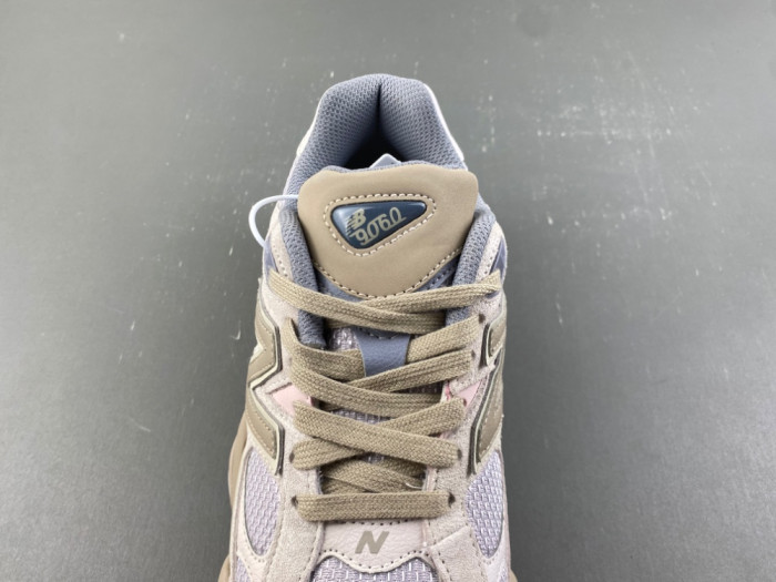 New Ba1an*e 9060 Timberwolf Driftwood U9060152